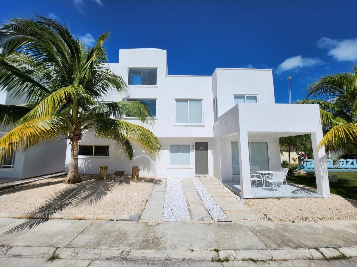 Majestic Blue Bay Of - Up To 14 Pax Bed & Breakfast *