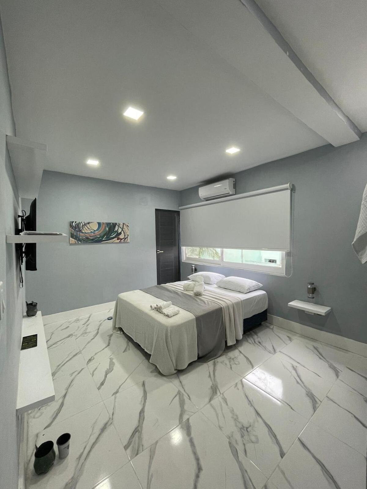 Majestic Blue Bay Of - Up To 14 Pax * Cancun