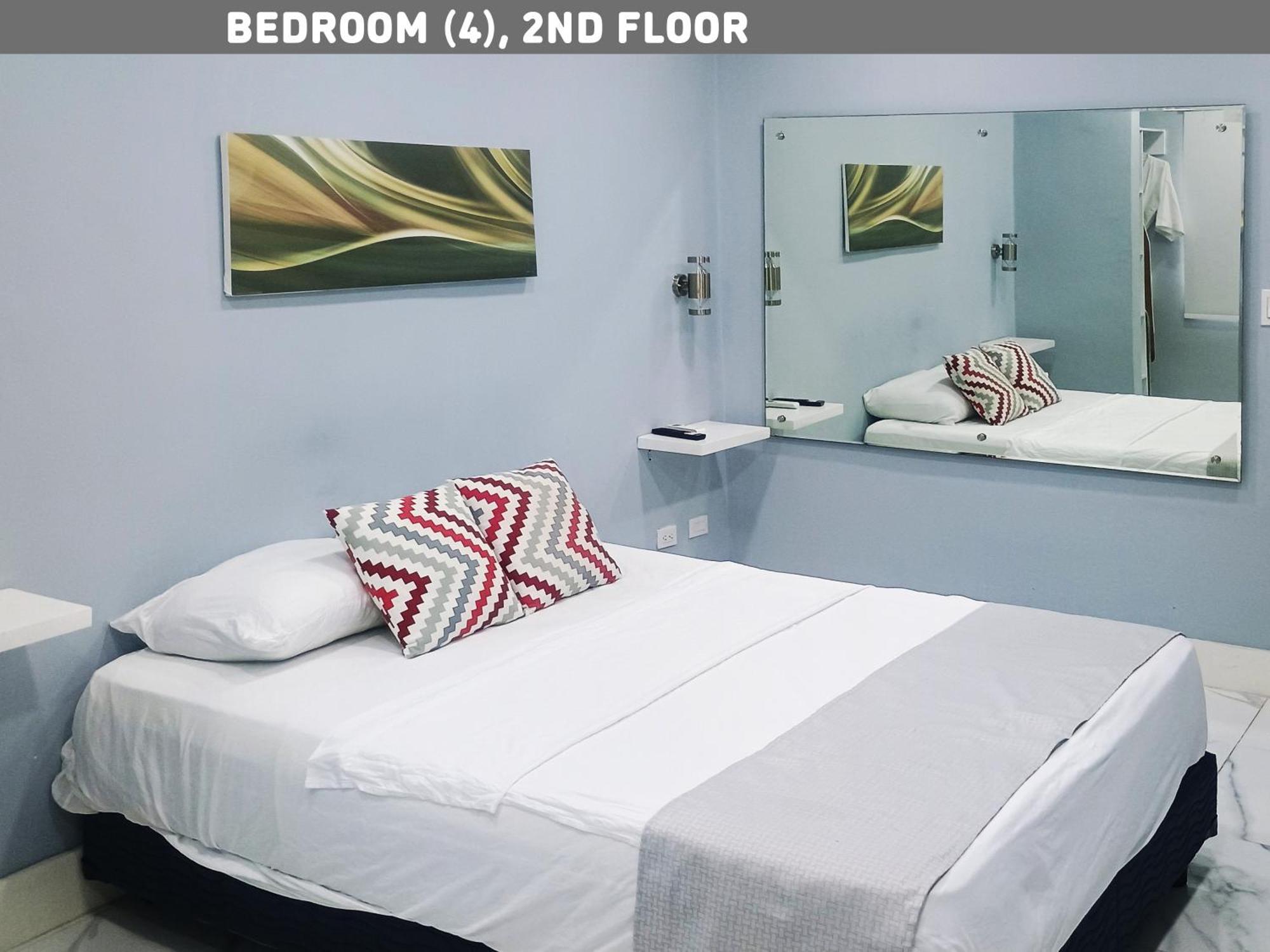 Bed & Breakfast Majestic Blue Bay Of - Up To 14 Pax Cancun
